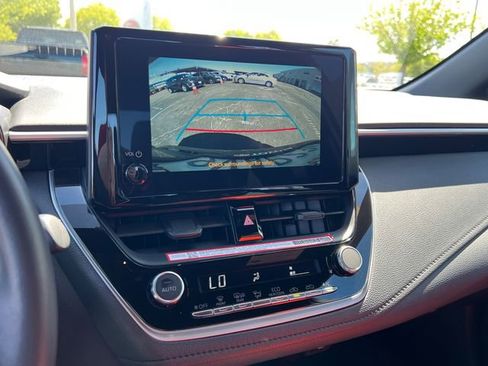 Used 2025 Toyota Corolla SE image 28