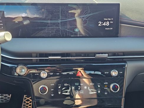 Certified 2025 Genesis G80 3.5T Sport image 13