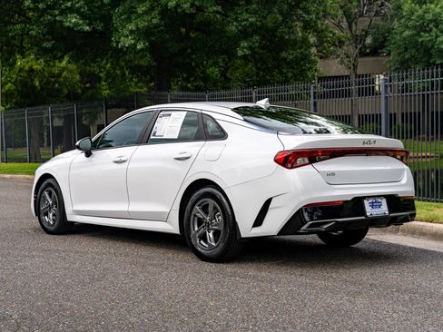 Used 2023 Kia K5 LXS FWD image 8