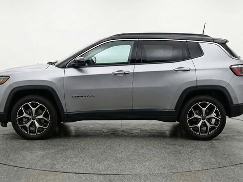 Used 2025 Jeep Compass Limited AWD/4WD image 5
