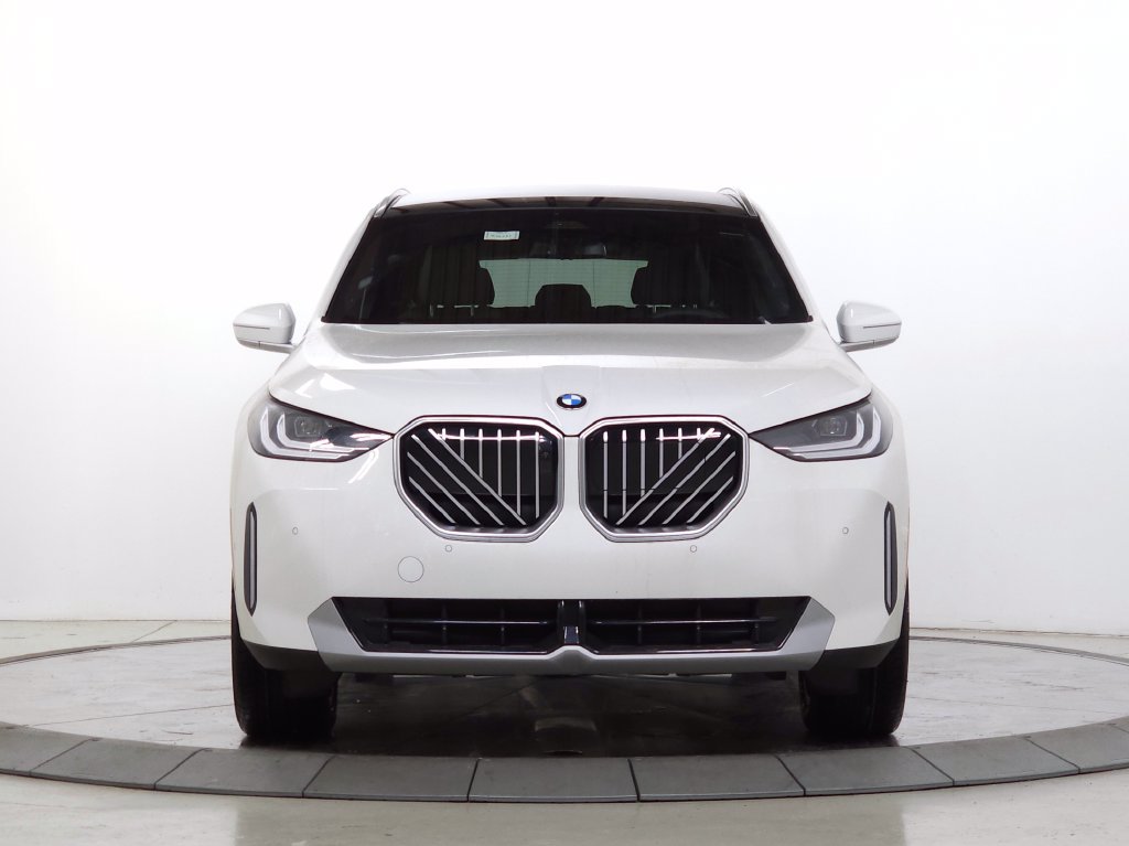 Used 2026 BMW X3 xDrive30i w/ Premium Package AWD/4WD image 2
