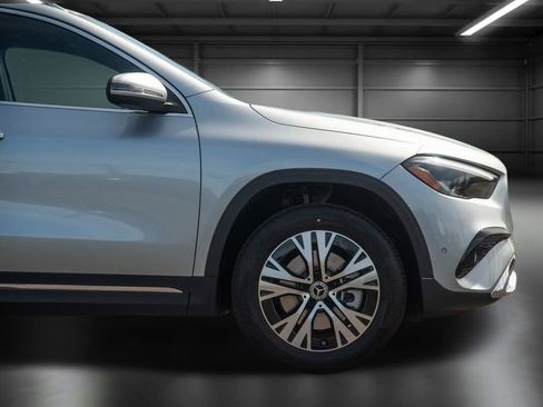 Certified 2025 Mercedes-Benz GLA 250 4MATIC image 9