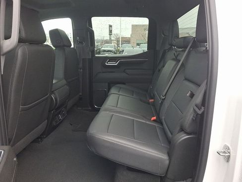 Certified 2024 GMC Sierra 1500 SLT image 10