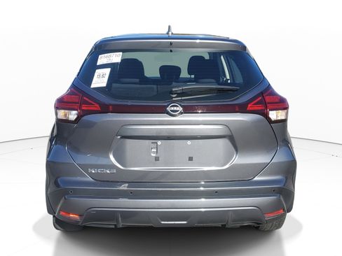 Used 2024 Nissan Kicks S image 5