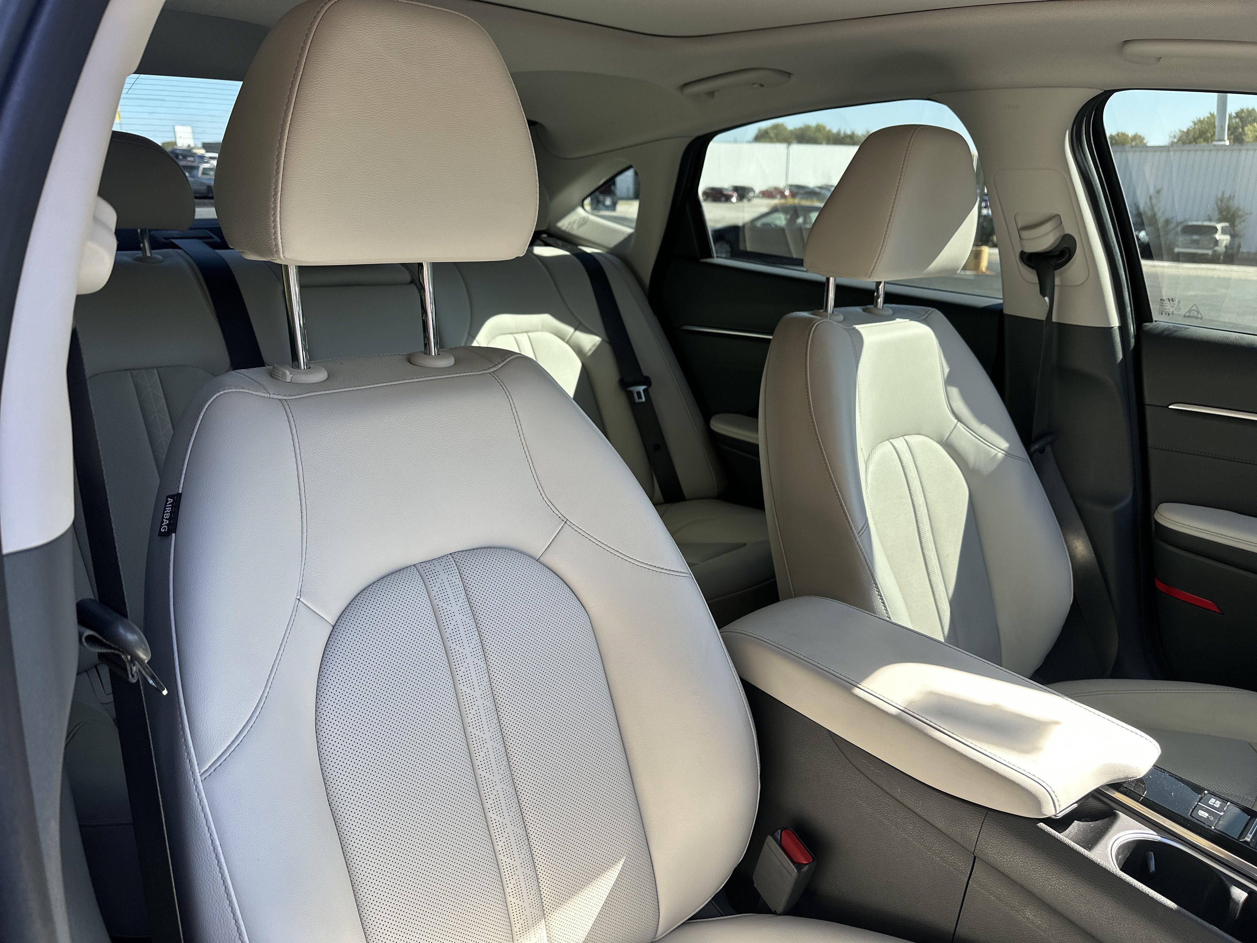 Used 2023 Hyundai Sonata Limited FWD image 27