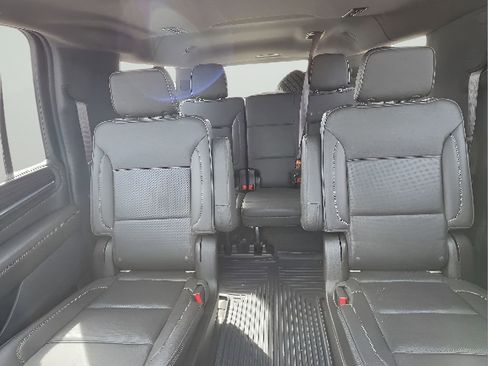 Used 2021 GMC Yukon XL Denali w/ Denali Ultimate Package AWD/4WD image 20