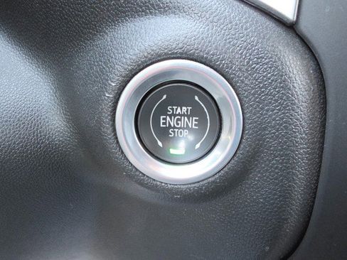 Used 2021 Chevrolet Silverado 1500 LTZ AWD/4WD image 50