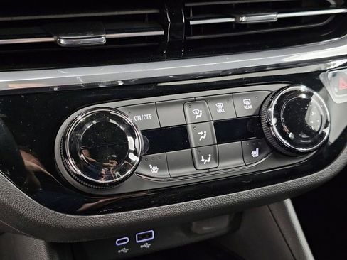 New 2026 Buick Envista Sport Touring w/ Convenience I Package image 19