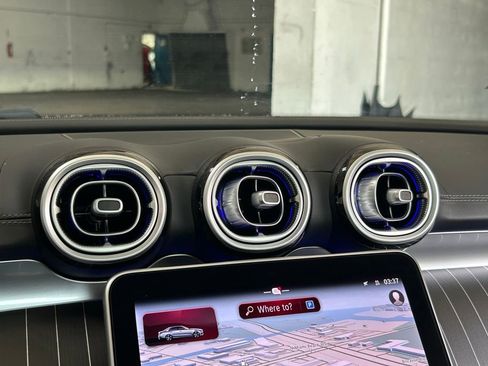 Used 2025 Mercedes-Benz C 300 4MATIC Sedan image 34