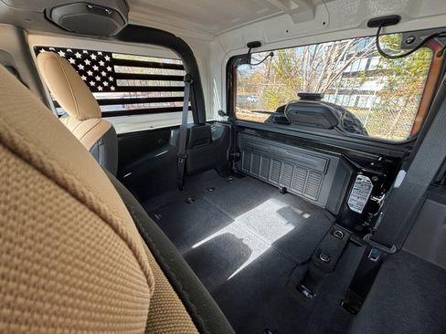 Used 2021 Jeep Wrangler Sport image 19