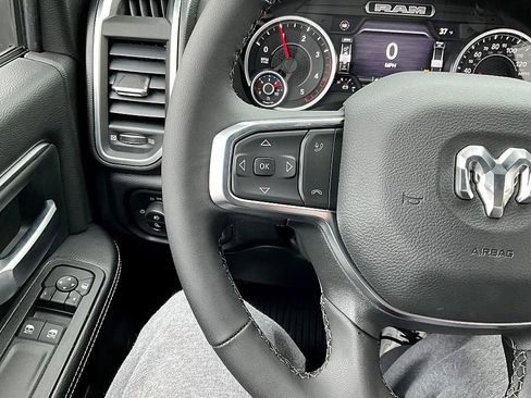 New 2026 RAM 5500 4x4 Regular Cab image 19