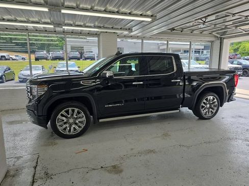 Certified 2025 GMC Sierra 1500 Denali w/ Denali Reserve Package AWD/4WD image 2