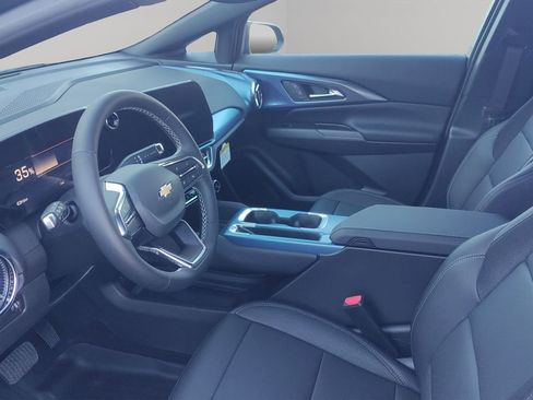 New 2026 Chevrolet Equinox EV LT image 7