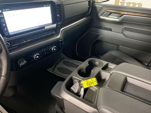 Used 2022 GMC Sierra 1500 Elevation image 20