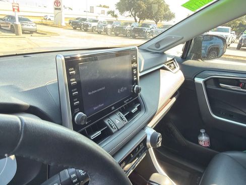 Used 2022 Toyota RAV4 Limited AWD/4WD image 14