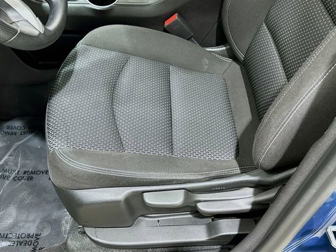 Used 2024 GMC Terrain SLE w/ Elevation Edition image 20