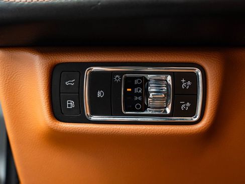 Used 2020 Lincoln Aviator Black Label Grand Touring AWD/4WD image 45