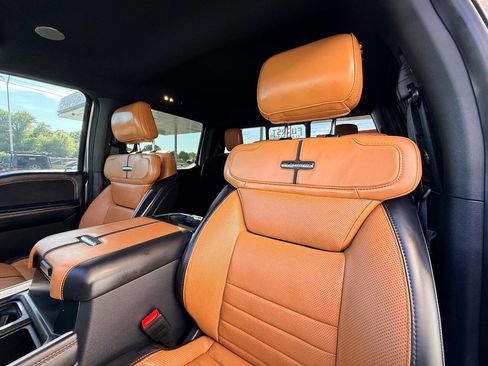 Used 2024 Ford F450 Platinum w/ FX4 Off-Road Package image 40