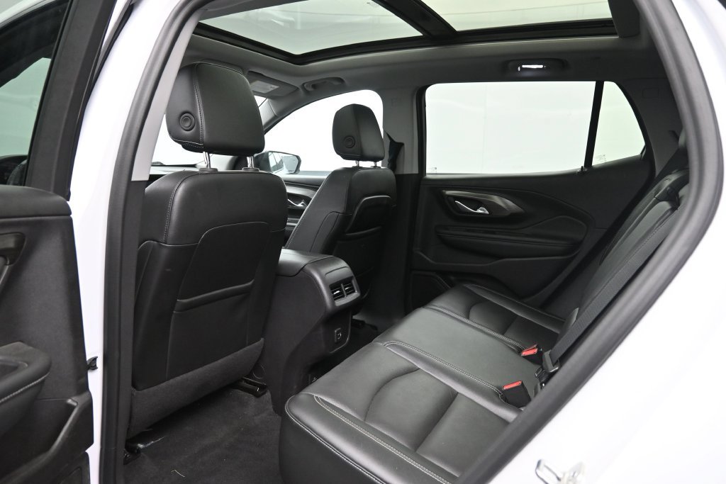 Used 2024 GMC Terrain SLT w/ Elevation Edition AWD/4WD image 24