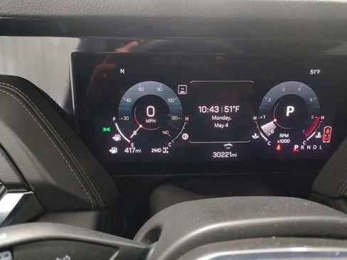 Used 2025 GMC Yukon XL Denali AWD/4WD image 7