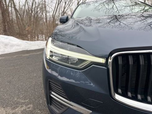 Certified 2023 Volvo XC60 B5 Core w/ Climate Package image 12