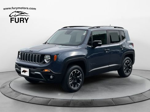 Used 2023 Jeep Renegade Latitude AWD/4WD image 7