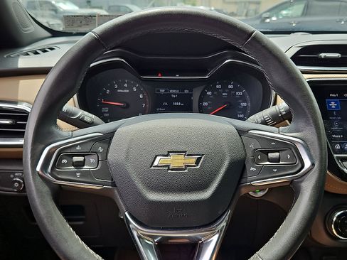 Used 2021 Chevrolet TrailBlazer ACTIV w/ Convenience Package FWD image 17