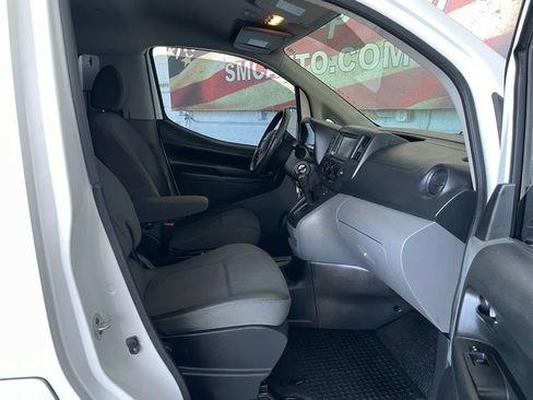 Used 2021 Nissan NV200 SV image 19