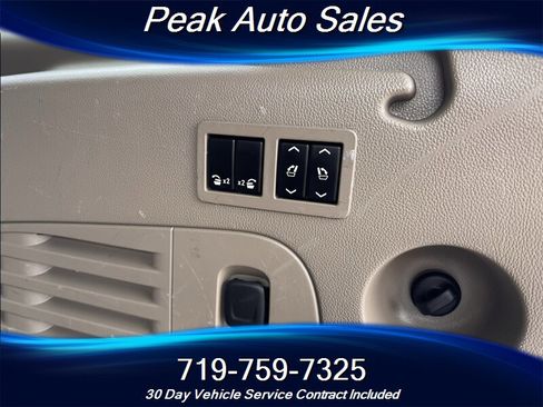 Used 2015 Chevrolet Suburban LT AWD/4WD image 32