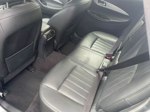 Used 2017 INFINITI QX50 2WD image 10