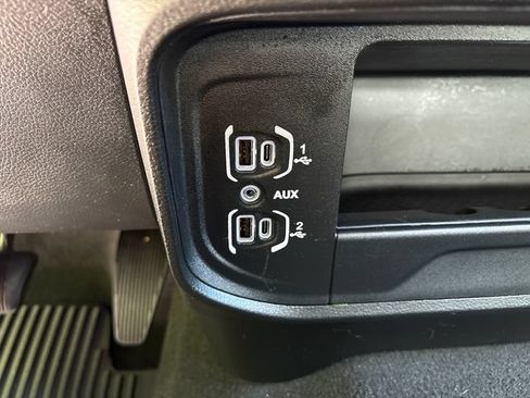Used 2026 RAM 2500 Big Horn AWD/4WD image 25