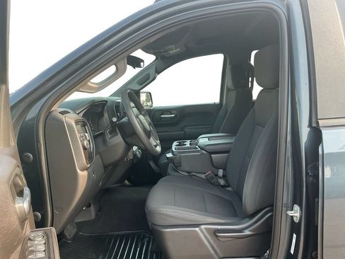 Used 2020 Chevrolet Silverado 1500 Custom w/ Custom Value Package RWD image 14