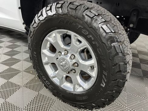 Used 2024 RAM 2500 Laramie w/ Safety Group AWD/4WD image 14