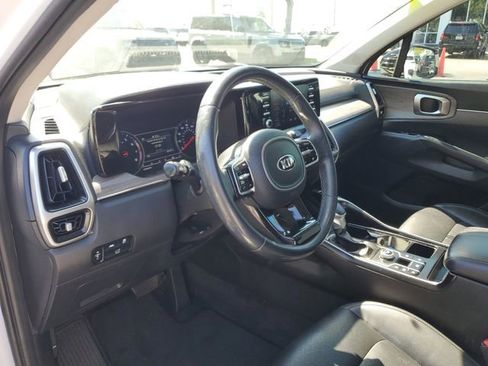 Used 2021 Kia Sorento EX w/ Panoramic Sunroof Package FWD image 19