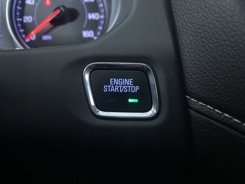 Certified 2023 GMC Acadia SLE w/ Driver Convenience Package image 8