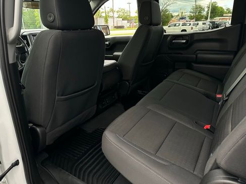 Used 2024 Chevrolet Silverado 1500 Custom w/ Turbomax Blackout Package AWD/4WD image 15