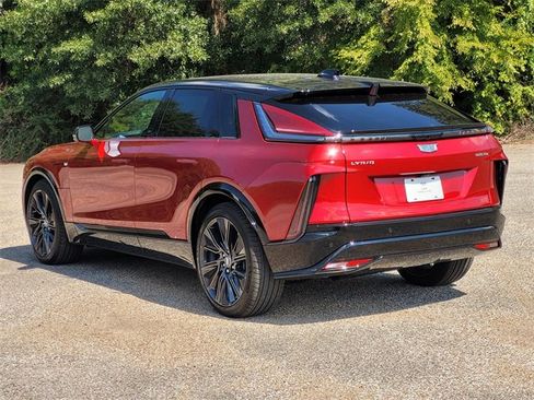 New 2026 Cadillac Lyriq Signature Sport image 6