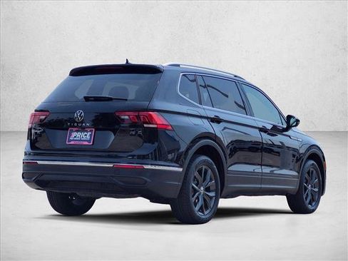Used 2024 Volkswagen Tiguan SE w/ MDO Package, Three-Row FWD image 5