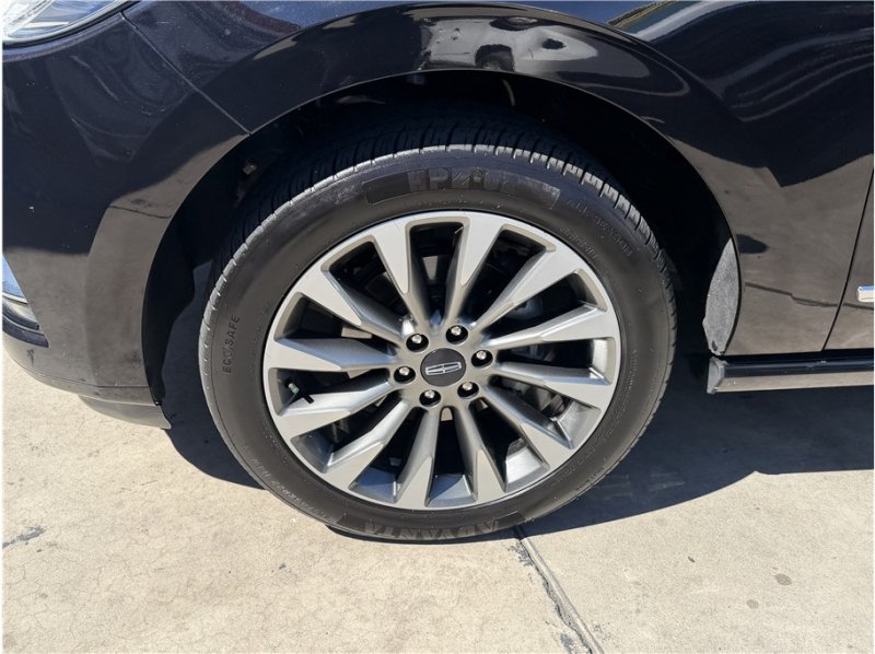 Used 2019 Lincoln Navigator Select RWD image 11