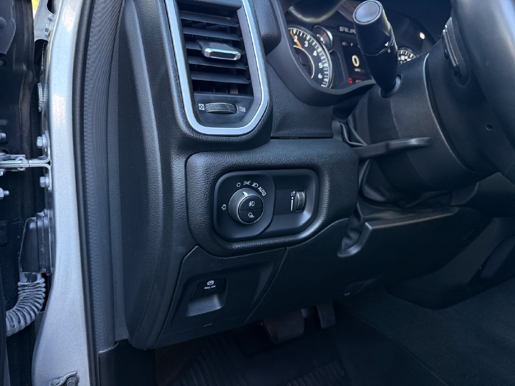 Used 2023 RAM 1500 Big Horn AWD/4WD image 24
