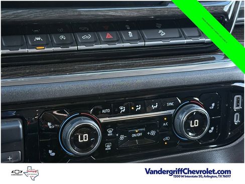 Used 2024 Chevrolet Silverado 1500 LT Trail Boss w/ Convenience Package II AWD/4WD image 17
