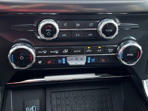 Used 2024 Ford F150 Raptor image 43