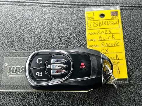 Used 2025 Buick Encore GX Preferred image 34