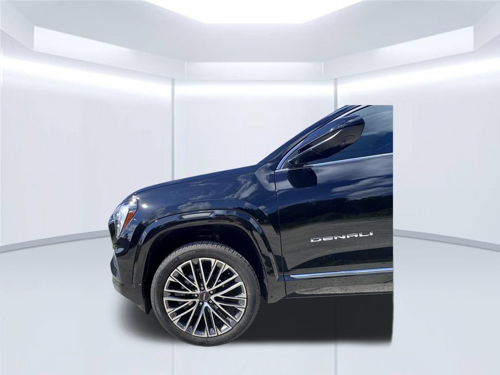 Used 2026 GMC Terrain Denali AWD/4WD image 9