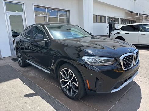 Used 2022 BMW X4 xDrive30i w/ Convenience Package AWD/4WD image 3