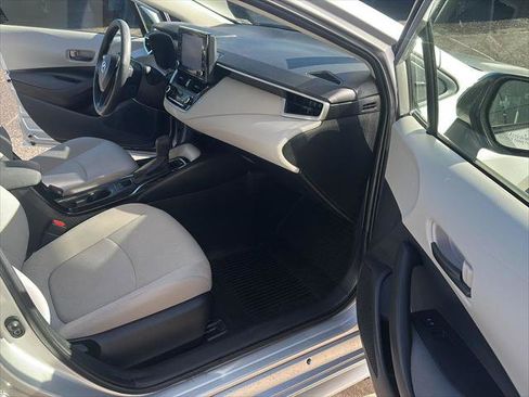 Certified 2022 Toyota Corolla LE image 12