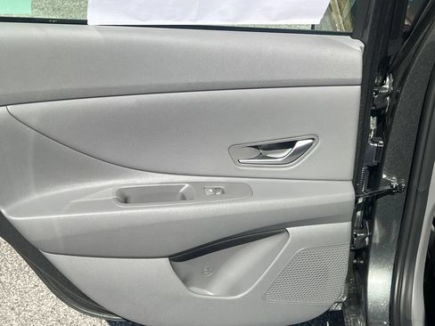 Used 2026 Hyundai Elantra Sport FWD image 20