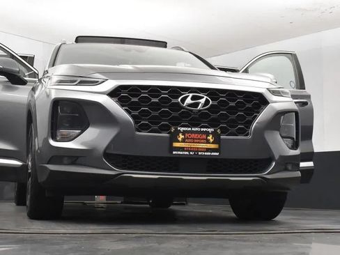Used 2019 Hyundai Santa Fe AWD image 11