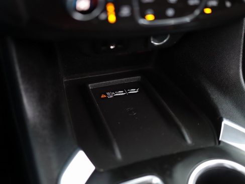 Used 2018 Chevrolet Traverse Premier w/ Driver Confidence II Package image 17