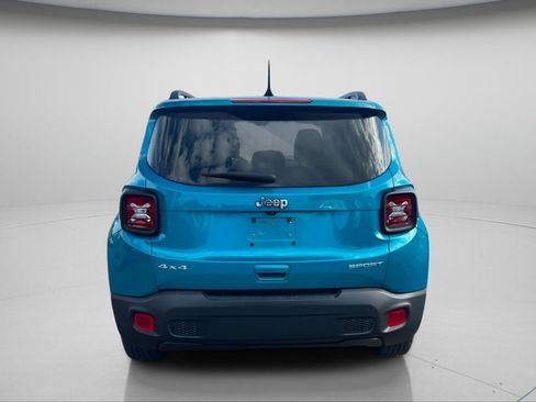 Used 2021 Jeep Renegade Sport w/ Sport Appearance Group AWD/4WD image 8